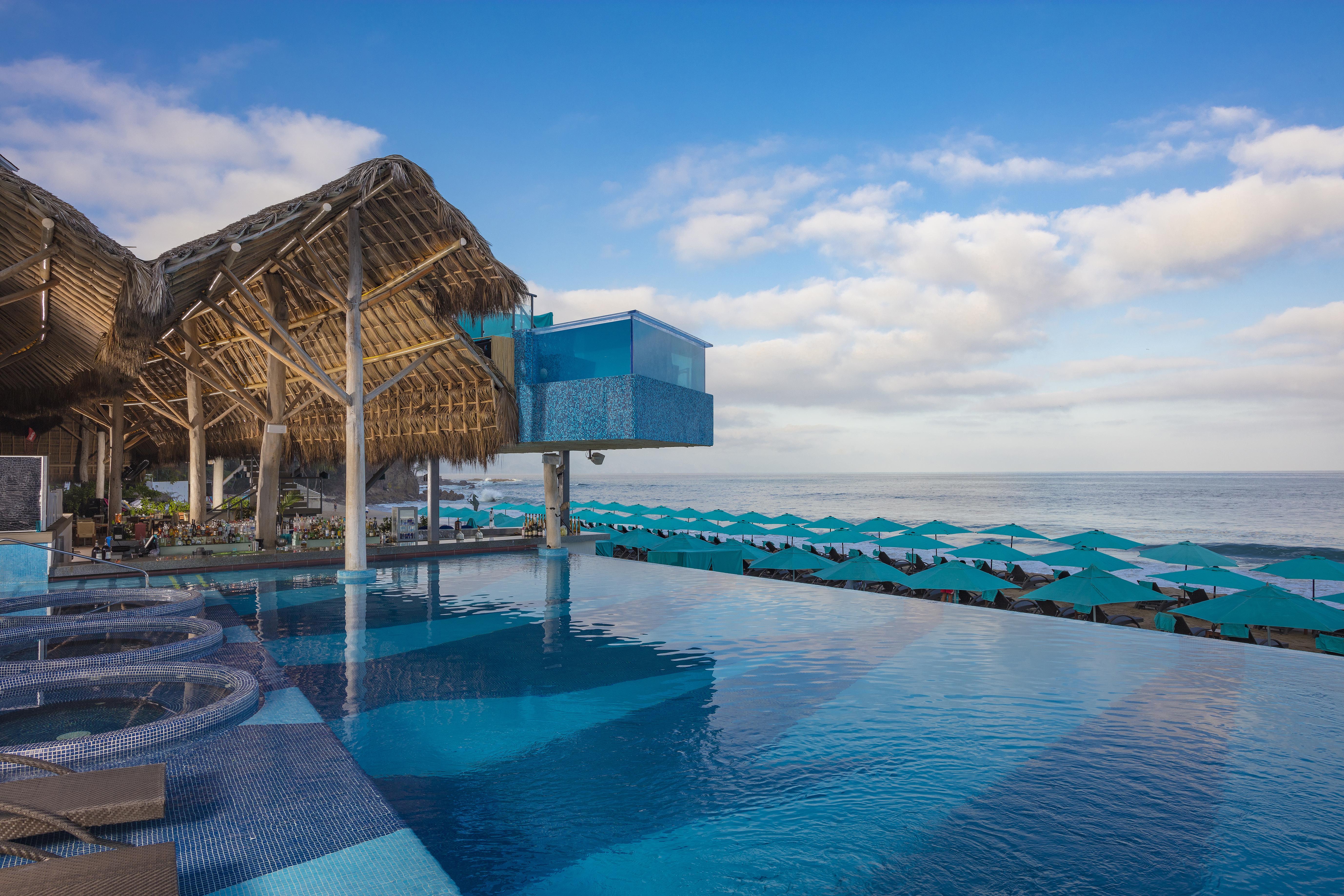 Almar Luxury Lgbt Experience By Mantamar Club (adults Only) Resort Puerto Vallarta