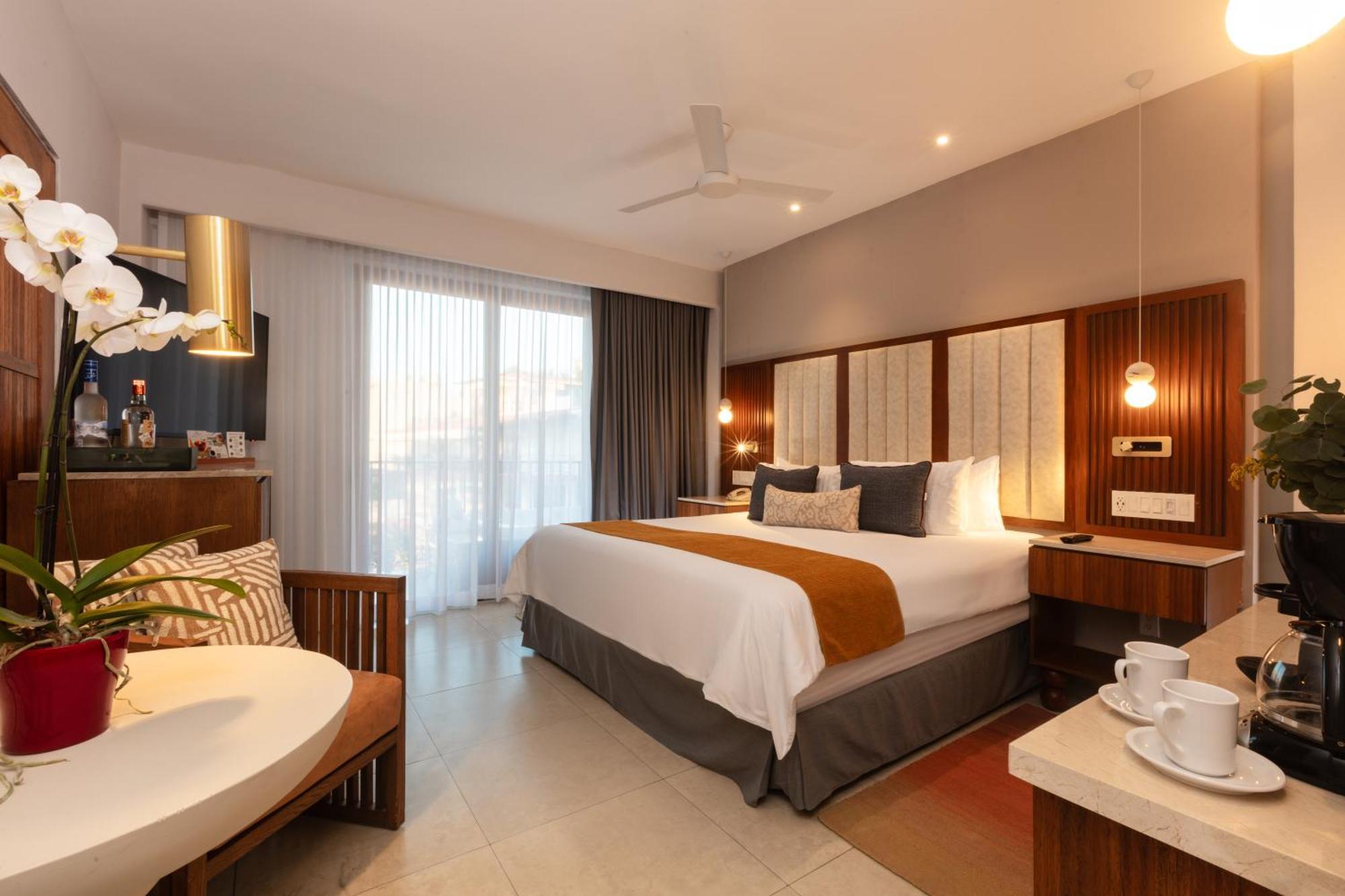 Almar Luxury Lgbt Experience By Mantamar Club (adults Only) Resort 4*